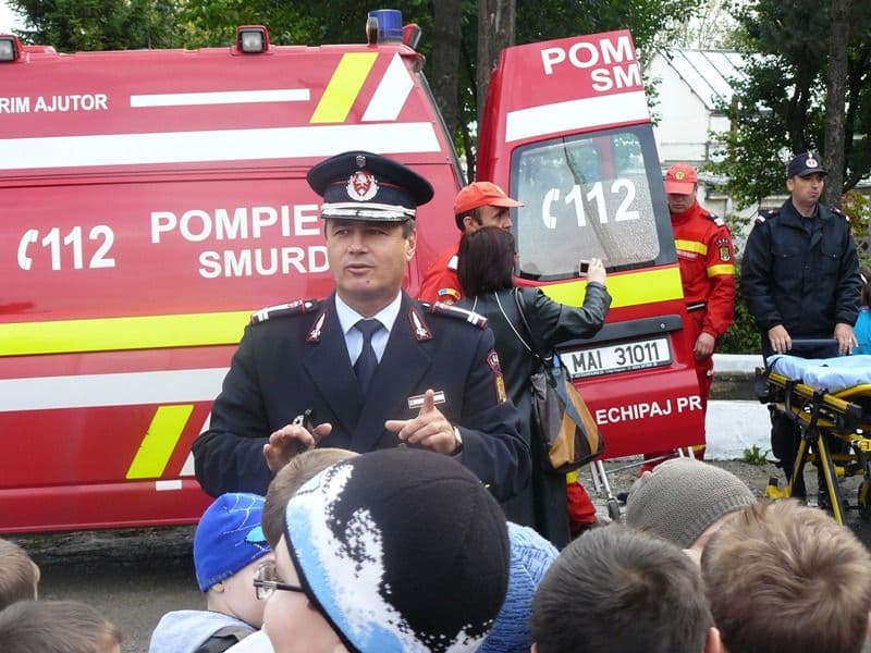 pompieri si elevi Dorohoi (11)