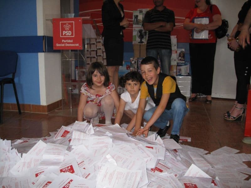 TOMBOLA 012