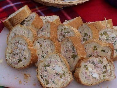 Baghetă umplută