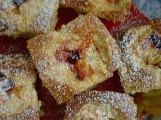 Prajitura cu branza de vaci si fructe