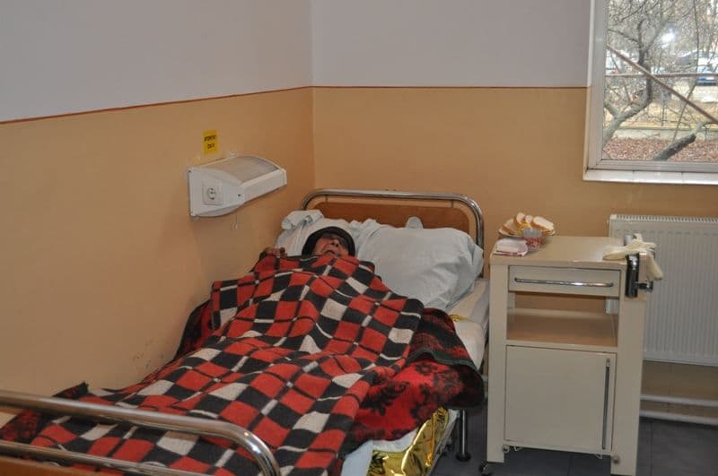 Casă incendiată din pricina unui şoarece