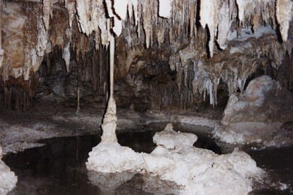 Zăcămînt de ţuică descoperit sub municipiul Cluj