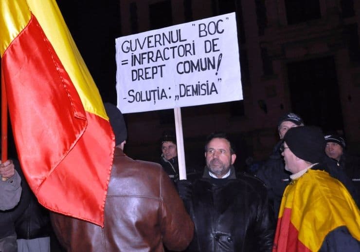 Protestatarii dorohoieni au ieșit din nou în stradă 