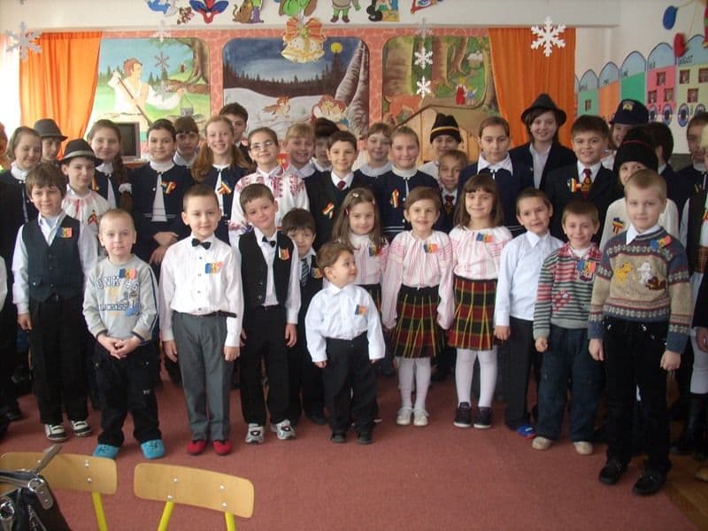 Grădinița 8 Dorohoi „UNIREA  ÎN OCHI  DE COPIL” - FOTO