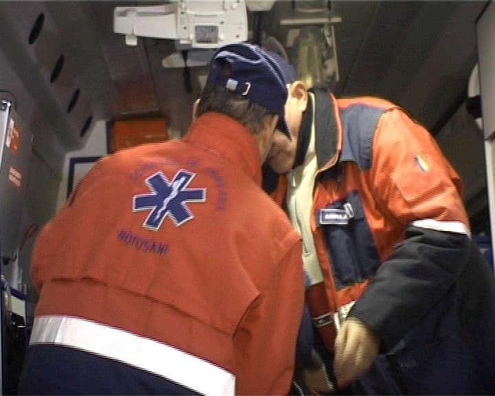 Două persoane accidentate de un şofer grăbit