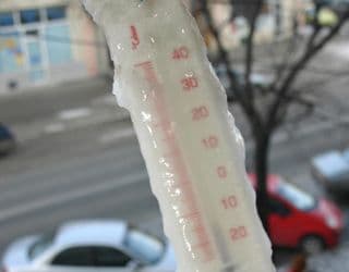 Atenţie! Vin temperaturi de până la -25 de grade