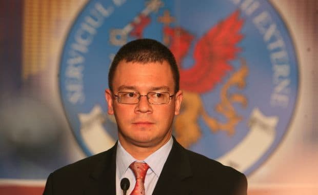CV de premier: Mihai Razvan Ungureanu, discretul sef al SIE