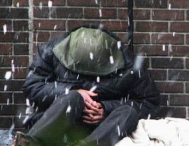 Dorohoi: Persoanele vârstnice şi cele fără adăpost în atenţia autorităţilor locale