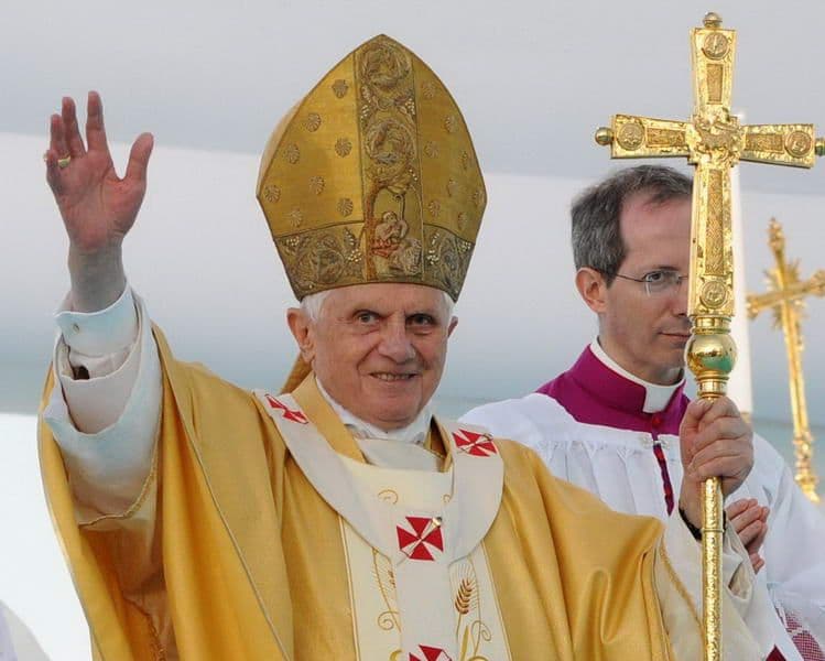 Vaticanul, zguduit de o profeţie bizară: Papa va fi asasinat în 12 luni