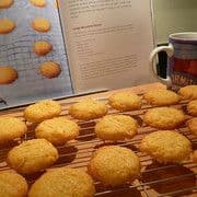 Biscuiţi cu portocale şi mălai