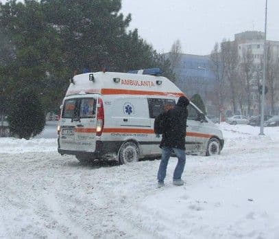 Bărbat din Lozna găsit în prag de hipotermie