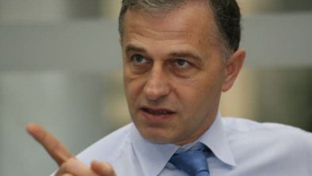 Geoană, despre candidaturile USL la locale: Va fi ca pe Titanic, se vor bate pe bărcile de salvare