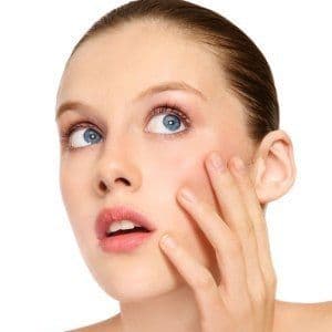 Produse cosmetice care favorizează acneea