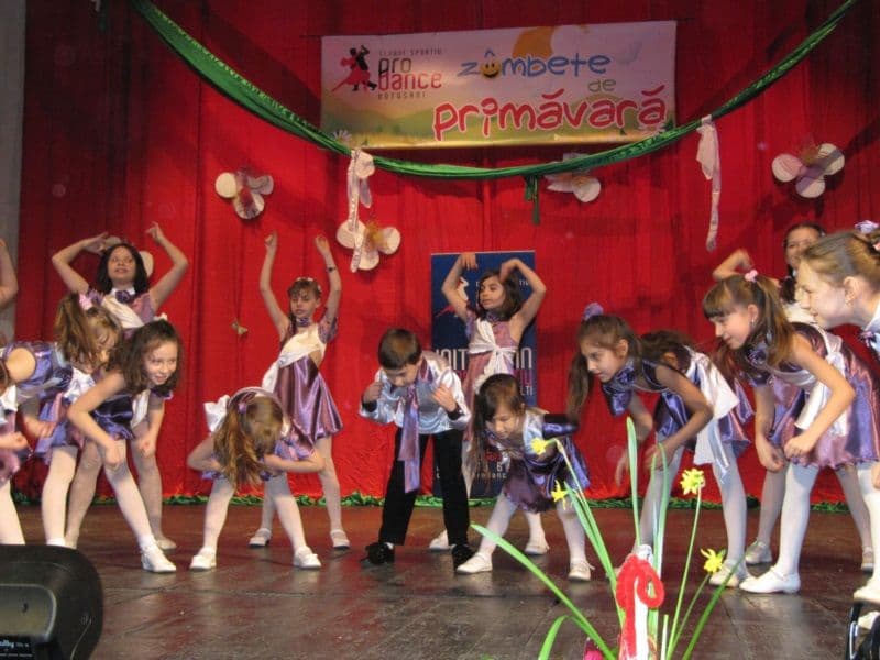 Spectacol Pro Dance Dorohoi „Zâmbete de primăvară” [FOTO]
