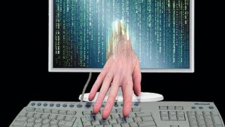Site-ul de Internet al Vaticanului, blocat de hackerii Anonymous