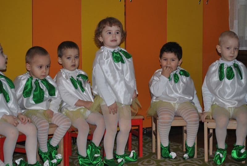 Ghiocei pentru mama: Grădinița nr. 6 Dorohoi