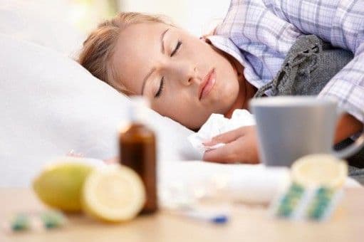 Scrâşnitul din dinţi în timpul somnului poate duce la pierderea auzului