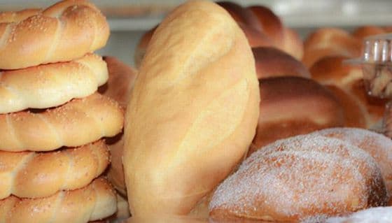 Otrava din PÂINE. E-urile din produsele de panificaţie sunt cele mai dăunătoare