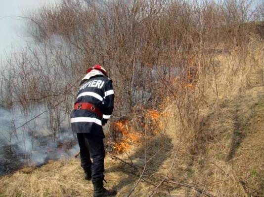 Zile de foc pentru pompierii din județul Botoșani