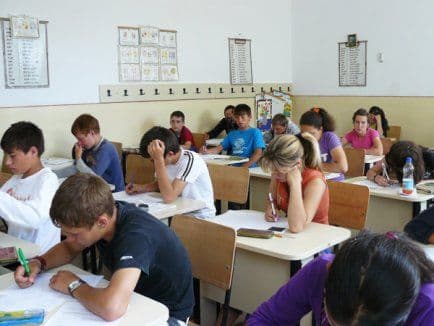 Profesorii vor fi sancționați de IȘJ dacă în săptămâna „Școala altfel” vor face ore normale