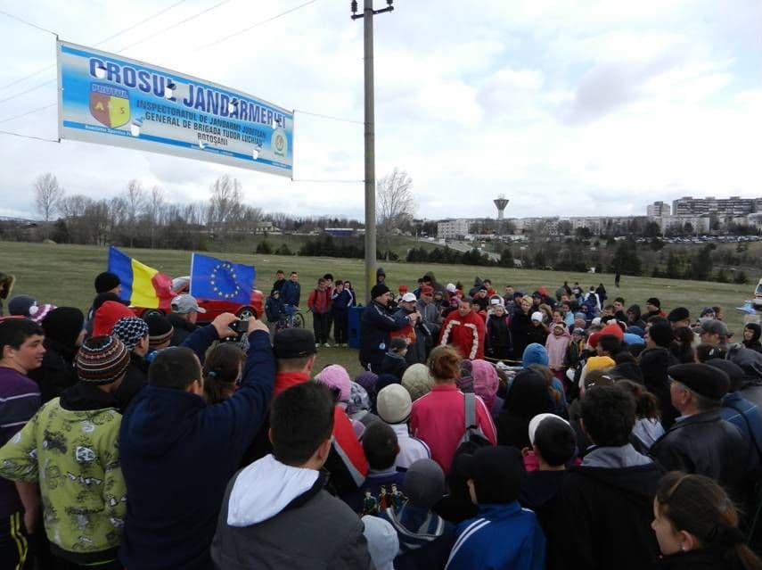 Crosul Jandarmeriei Botoşani, ediţia a V-a, precedat de o tombolă