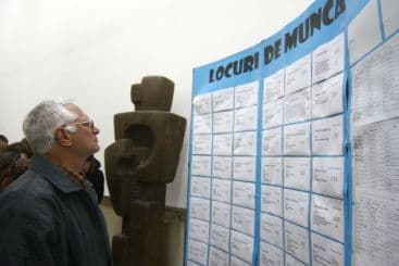 AJOFM: Locuri noi de muncă pentru șomerii cu studii medii sau calificare