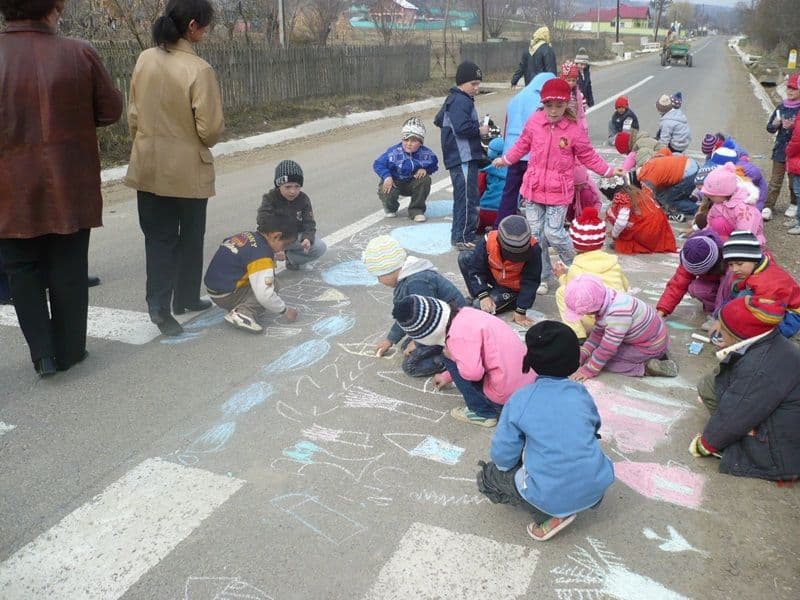 „Fantezie şi creativitate” la Şcoala Hilişeu Crişan