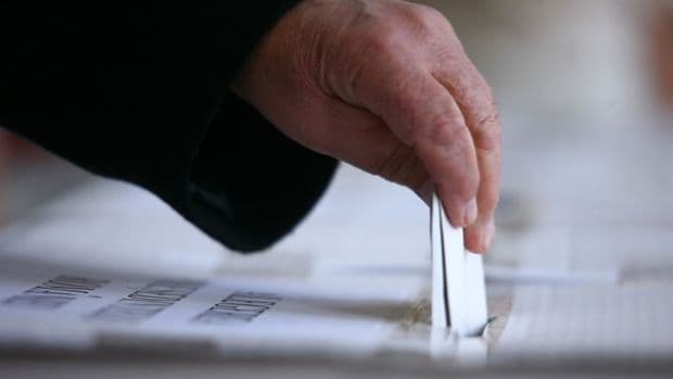 ALEGERI 2012: Cei cu viză de flotant de cel puţin trei luni votează în localitatea de domiciliu