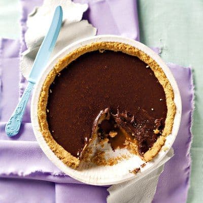 Tartă de ciocolată și caramel