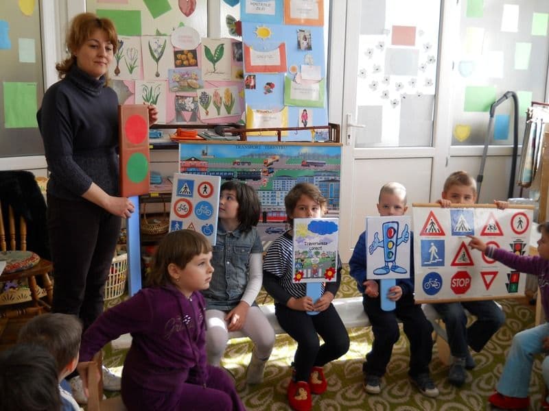 „Muncă, joc și veselie” - proiect desfășurat la Grădinița nr.6 Dorohoi în săptămâna „Școala altfel”   