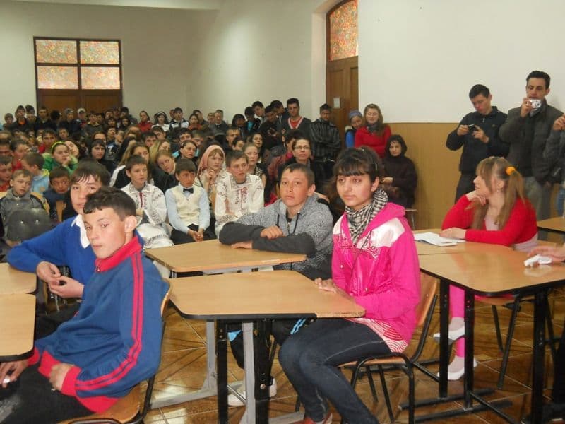 Un sfârşit de săptămână „altfel” la Grup Şcolar „Al. Vlahuţă” Şendriceni