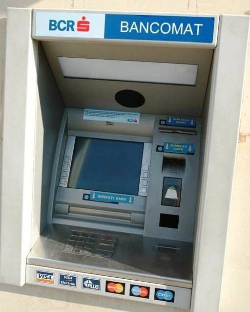 Atenţie! Bancomatele BCR nu vor fi funcţionale în noaptea de joi spre vineri