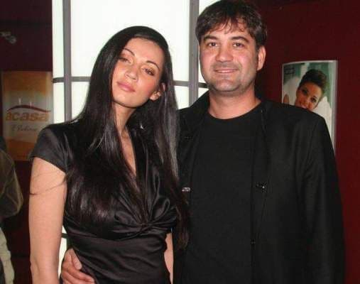 Nicoleta Luciu se căsătorește și își botează tripleții în aceeași zi