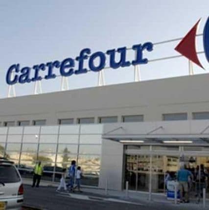 ZVONUL ZILEI: Carrefour pleacă din România