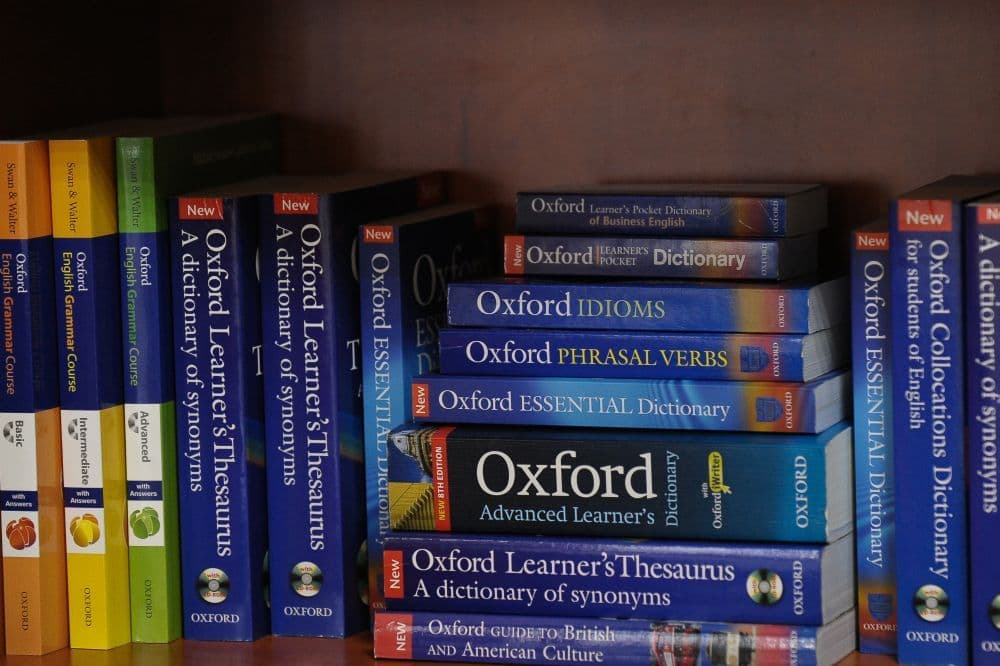 20 de elevi sunt mai aproape de cele două tabere de vară la Oxford și Londra