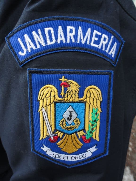 Sfârşit de săptămână plin pentru jandarmii botoşăneni