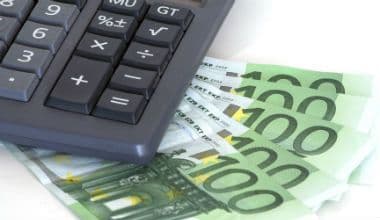 Este OFICIAL: Salariile bugetarilor cresc din iunie cu 8 la sută