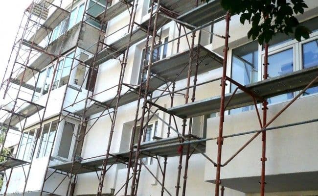 Blocurile reabilitate, un pericol pentru sănătatea locatarilor