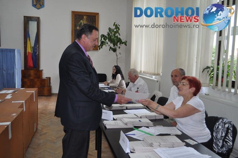 Mihai Aniţulesei, un alegător matinal
