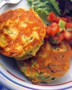 Chifteluțe de dovlecel cu cremă de brânză