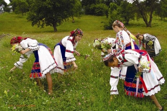 Sânzienele, tradiţii şi superstiţii. Ce e bine să faci pe 24 iunie