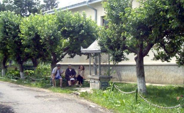 Tensiuni salariale la un Cămin de bătrâni din județul Botoșani