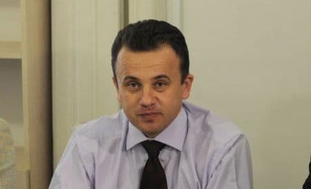 Ministrul Educației a convocat inspectorii școlari la o videoconferință
