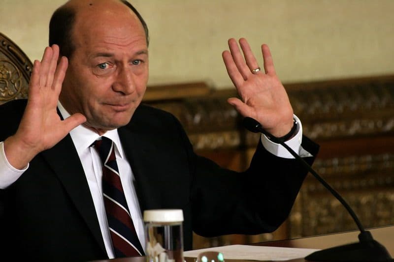 Cele șapte motive ale suspendării preşedintelui Traian Băsescu. Ce conţine documentul USL