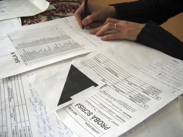 Definitivat: Vezi notele obţinute de profesorii botoşăneni la probele scrise şi inspecţii