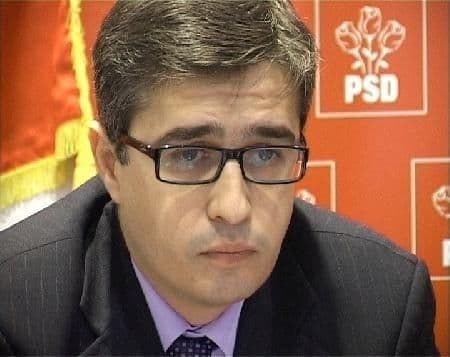 Dolineschi: „Prin boicot, Băsescu le spune nehotărâţilor că dacă nu vin la referendum le va lua voturile”