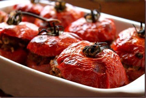 Roșii umplute cu carne