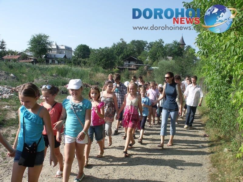 Primarul municipiului Dorohoi a oferit 100 de invitaţii la circ pentru copii