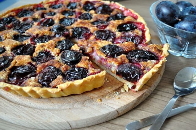 Tartă delicioasă cu prune