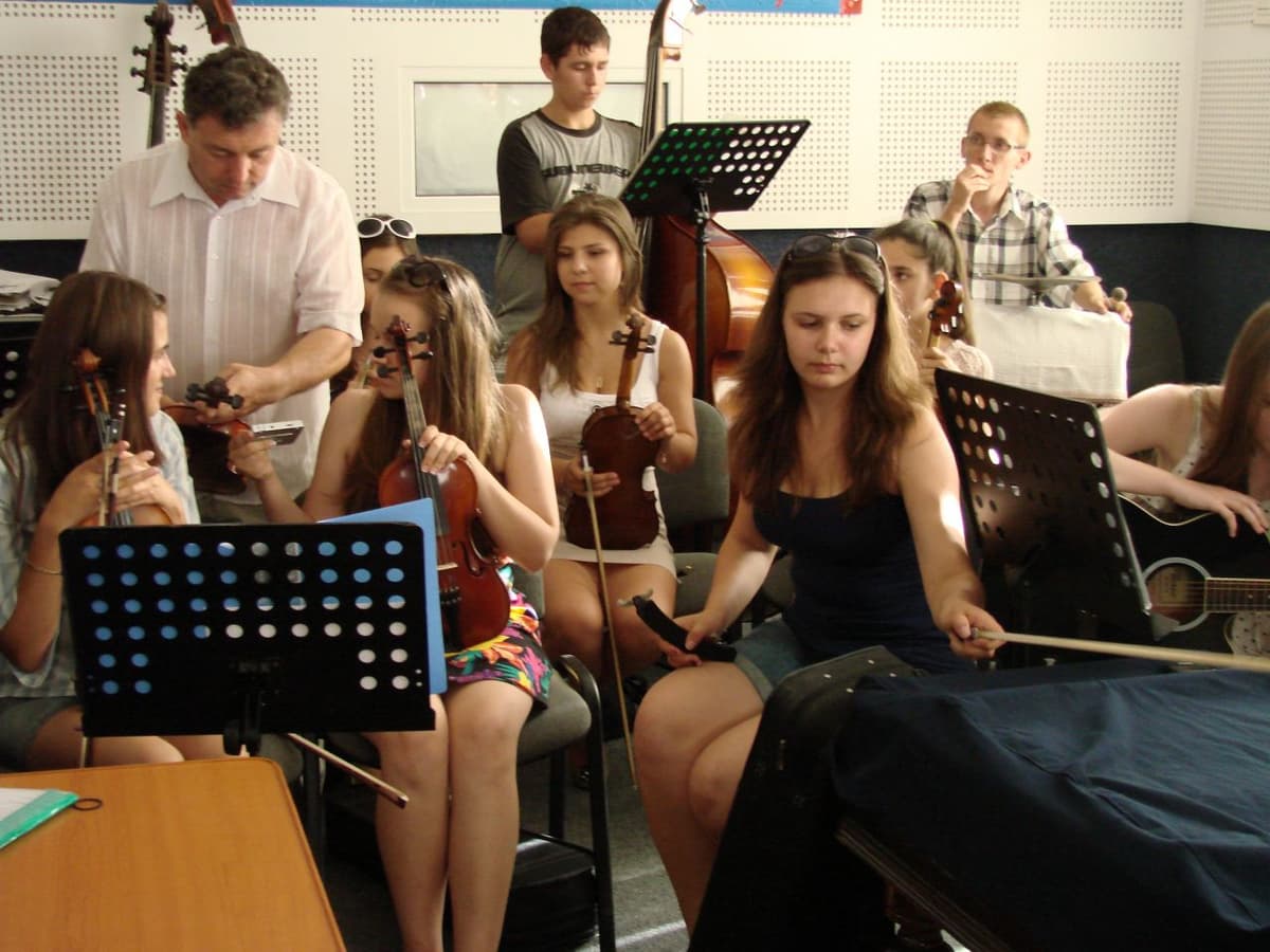 Club de vacanță la Dorohoi pentru antrenarea tinerilor în activități educative
